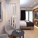 Zotos Luxury Living * テッサロニキ