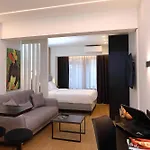 アパート Zotos Luxury Living テッサロニキ
