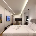 アパート Zotos Luxury Living テッサロニキ