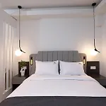 Zotos Luxury Living * テッサロニキ