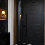 アパート Zotos Luxury Living *