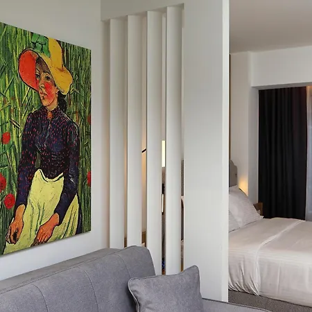 Zotos Luxury Living Salonic