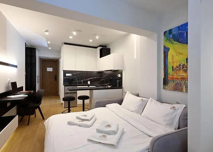 Zotos Luxury Living Apartment *