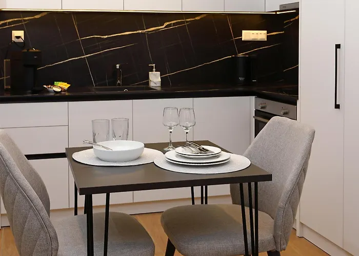 Zotos Luxury Living Apartment *